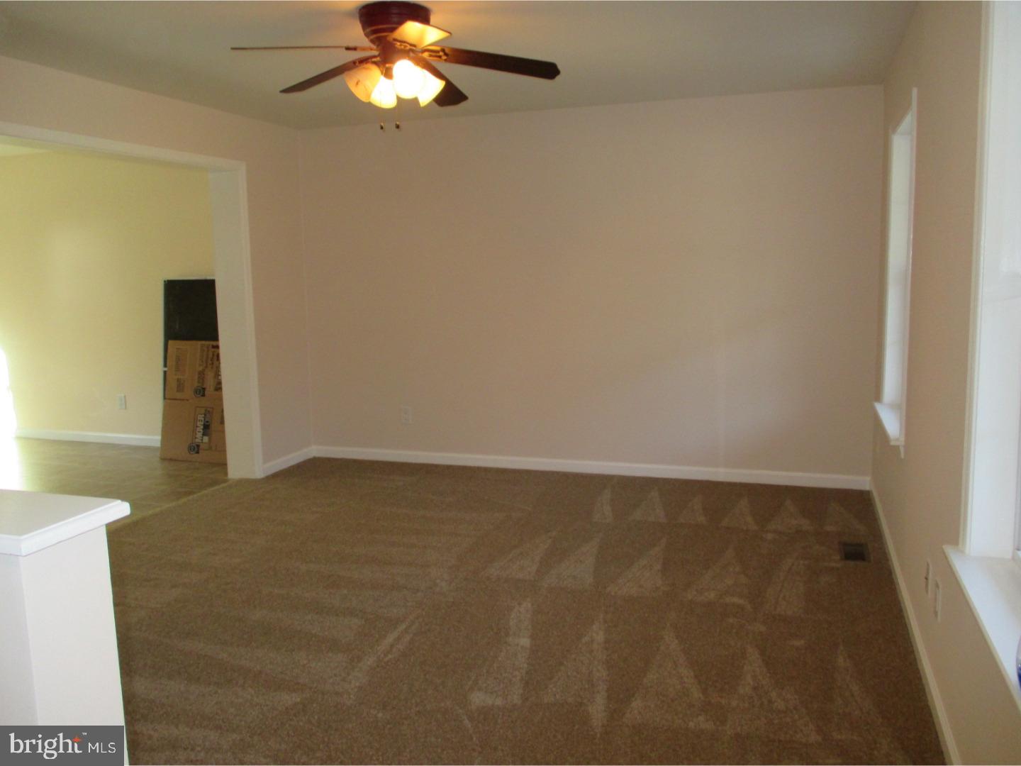 1015 Whitehall Road Williamstown, NJ 08094 - Photo 3 of 18 Living Room