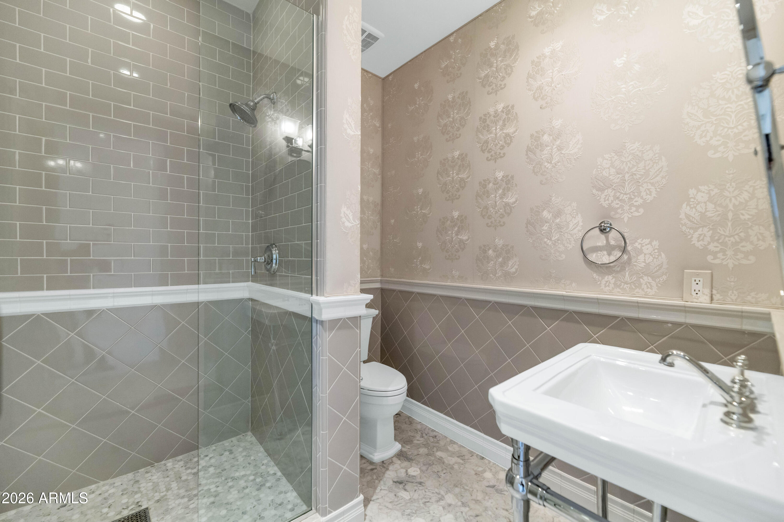 5446 East Exeter Boulevard Phoenix, AZ 85018 - Photo 46 of 77 Gallery Image 46