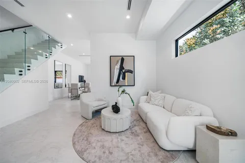 $1,495,000 | 2939 Southwest 21st Street, Miami, FL 33145