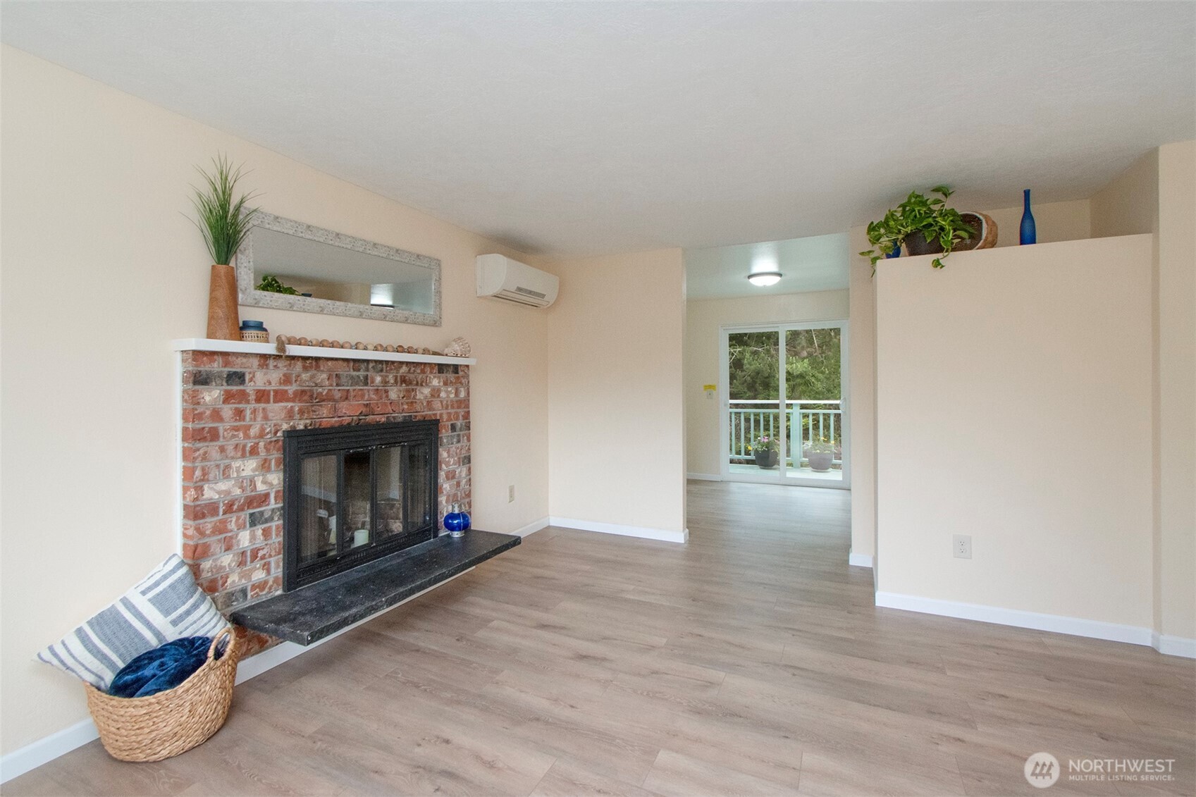 71 Whispering Firs Road Port Angeles, WA 98363 - Photo 6 of 40