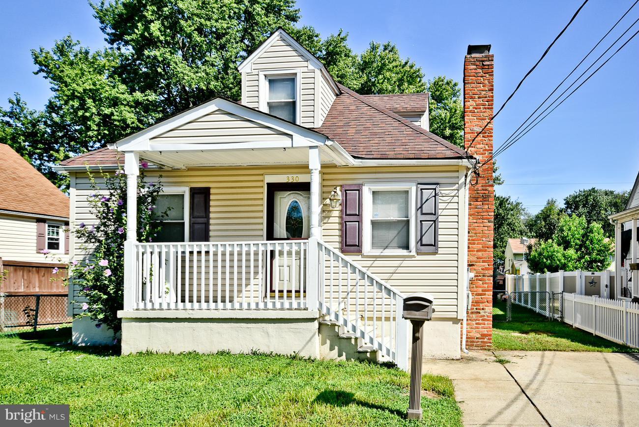330 Cresswell Road Baltimore, MD 21225 - Photo 1 of 22 Exterior (Front)