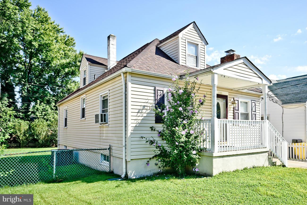 330 Cresswell Road Baltimore, MD 21225 - Photo 2 of 22 Exterior (Front)