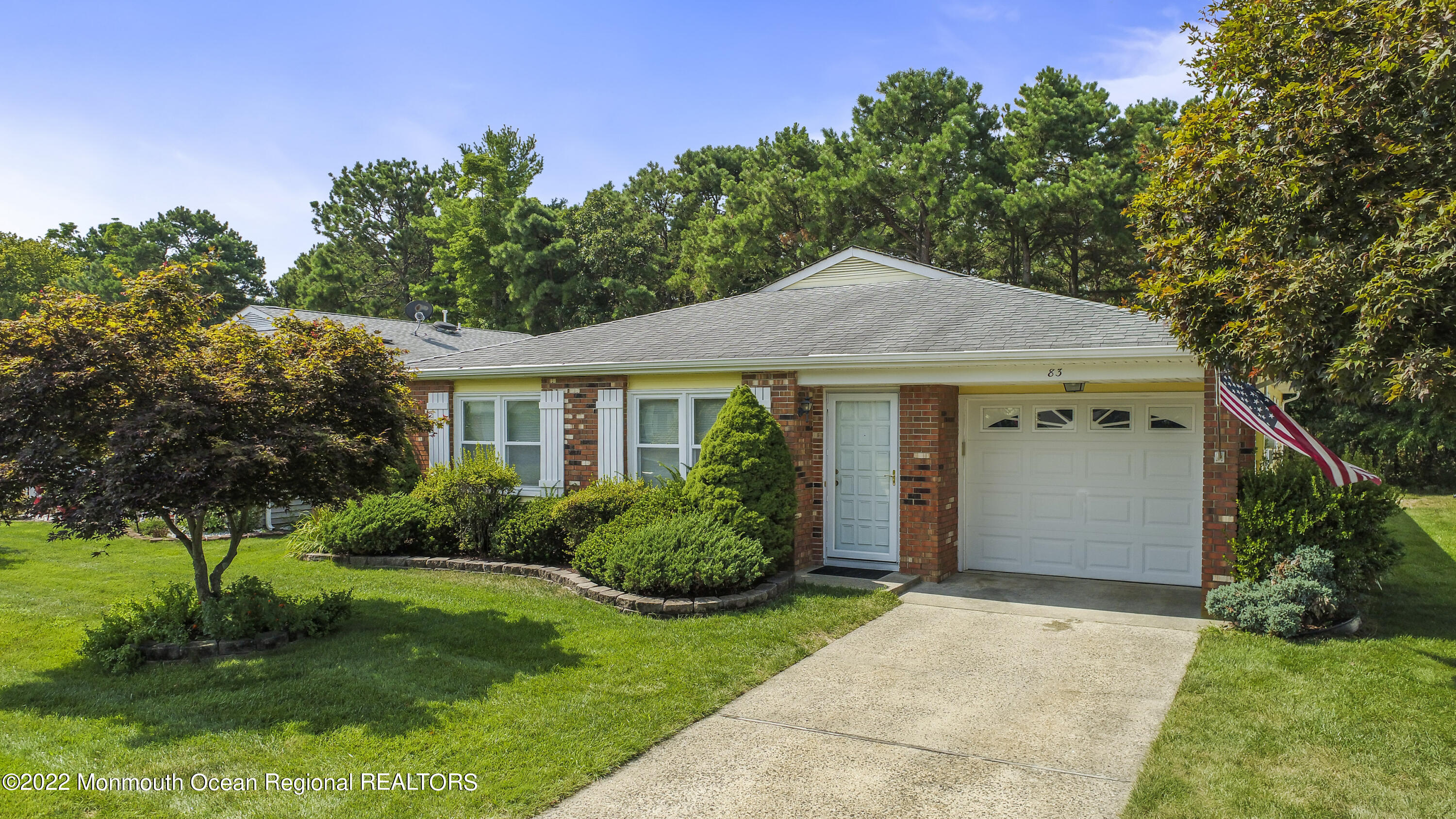 83 Meadowbrook