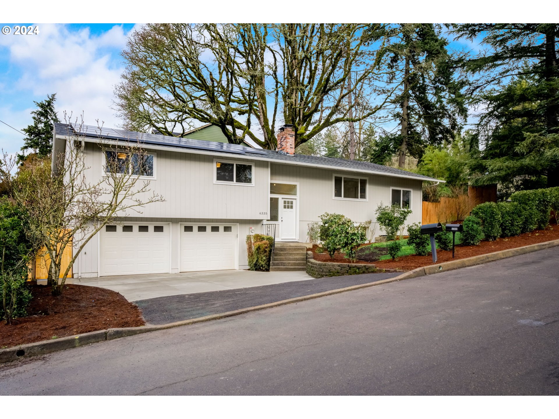 6335 Caldwell Road Gladstone, OR 97027 - Photo 4 of 48 Gallery Image 4