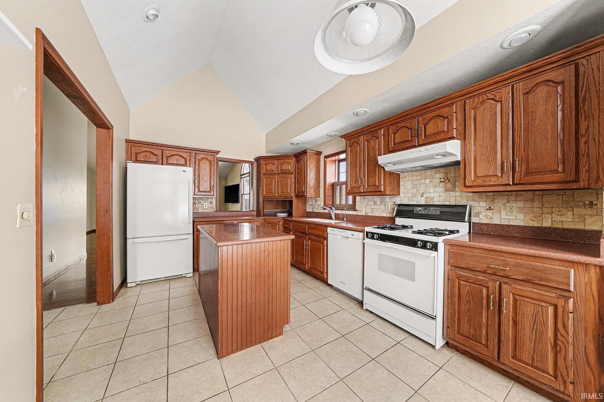 512 Autumn Court Mishawaka, IN 46544 - Photo 12 of 31