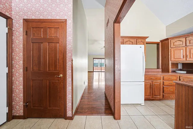 $279,000 | 512 Autumn Court, Mishawaka, IN 46544