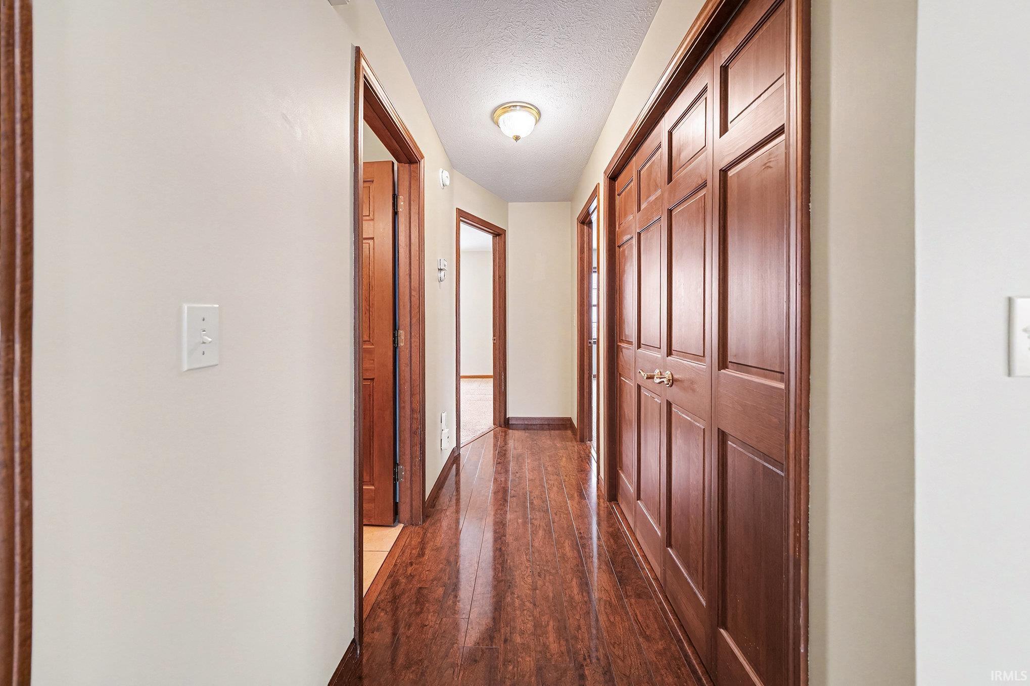 512 Autumn Court Mishawaka, IN 46544 - Photo 15 of 31