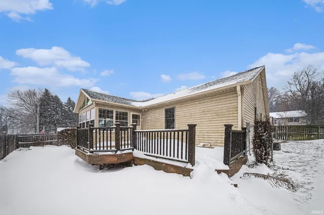 $279,000 | 512 Autumn Court, Mishawaka, IN 46544