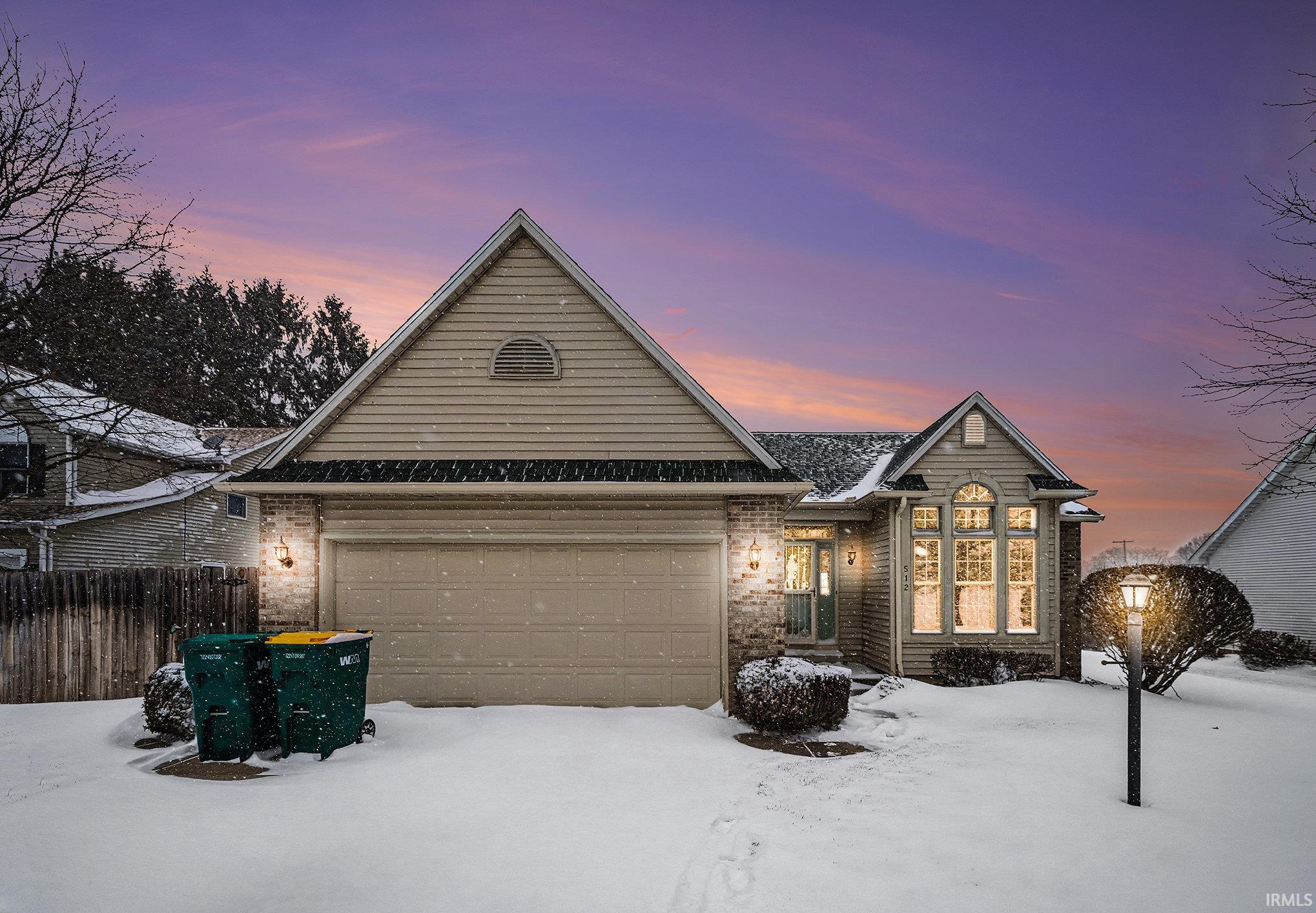 512 Autumn Court Mishawaka, IN 46544 - Photo 2 of 31