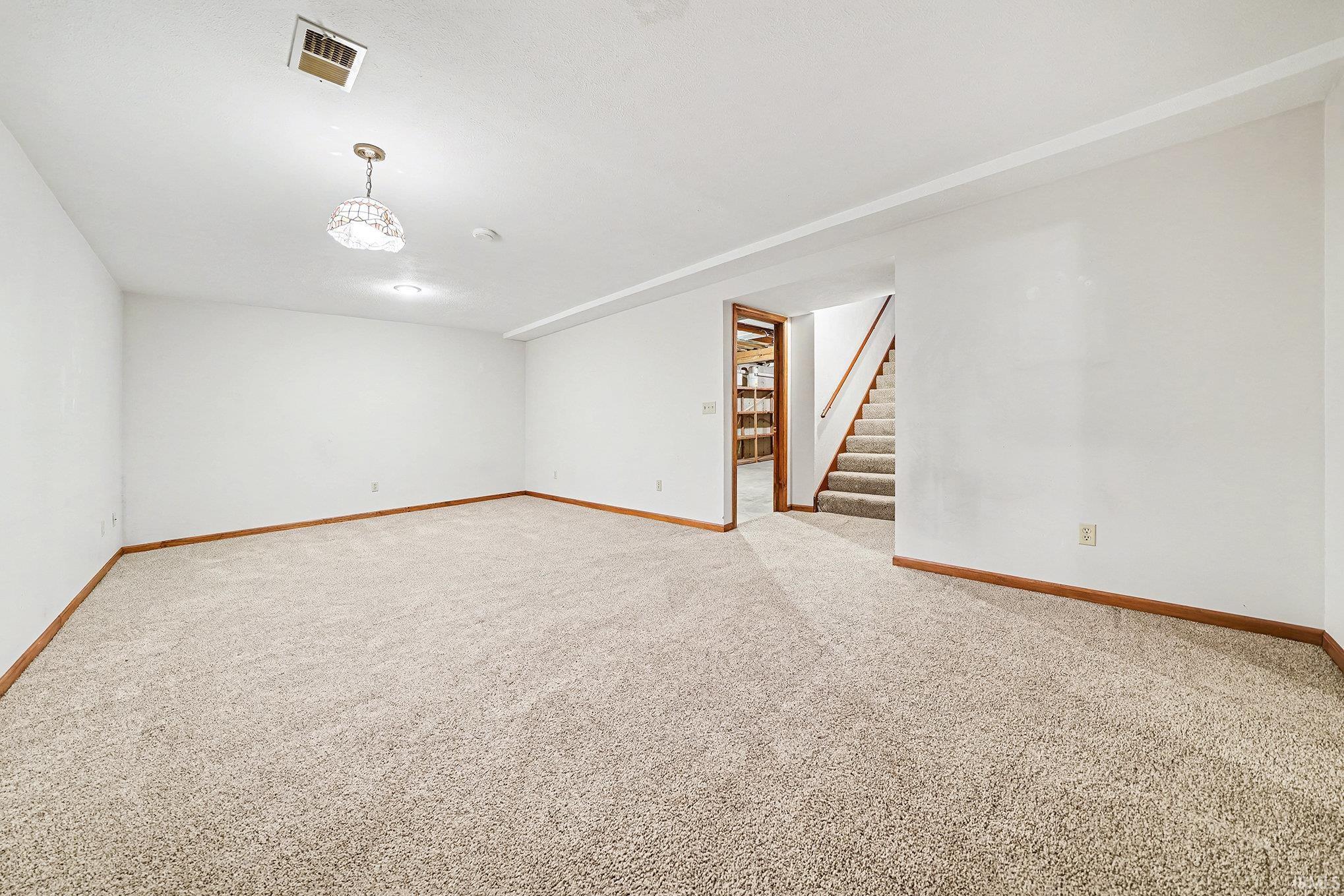 512 Autumn Court Mishawaka, IN 46544 - Photo 25 of 31