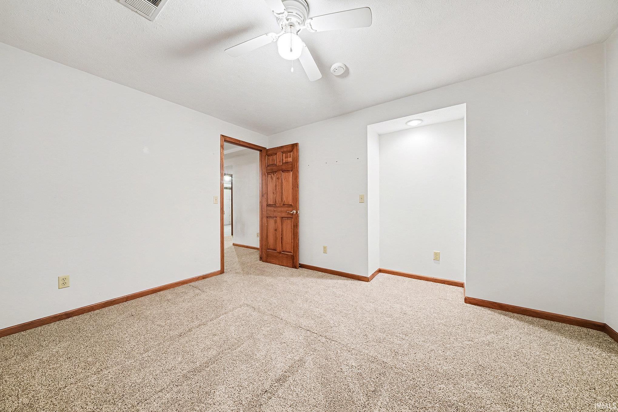 512 Autumn Court Mishawaka, IN 46544 - Photo 28 of 31