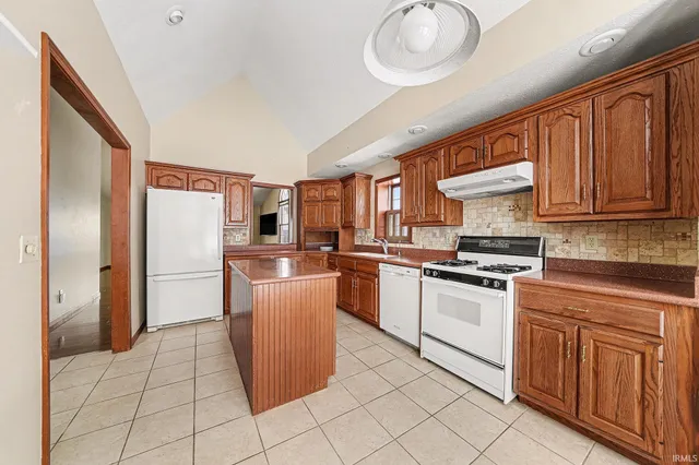 $279,000 | 512 Autumn Court, Mishawaka, IN 46544