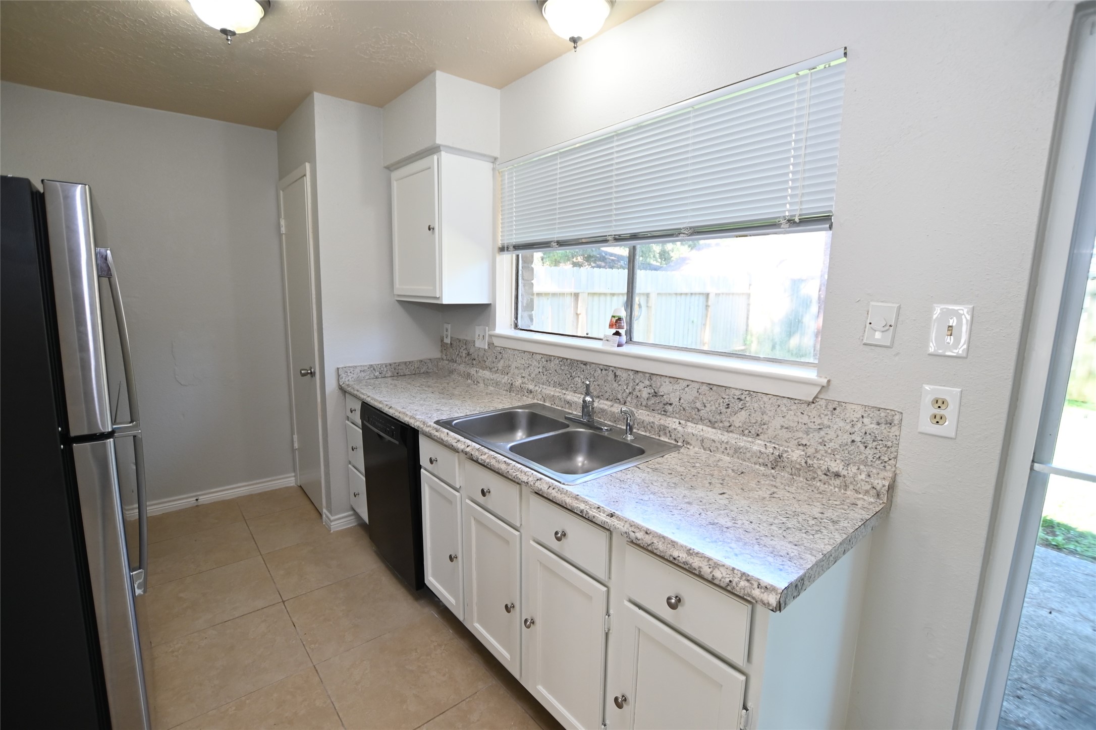 4615 Fitzwater Drive Spring, TX 77373 - Photo 10 of 17