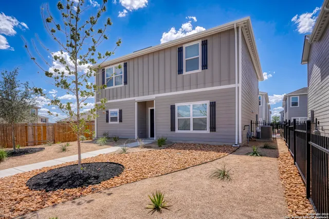 $2,155 | 10825 Quinn Court, San Antonio, TX 78252