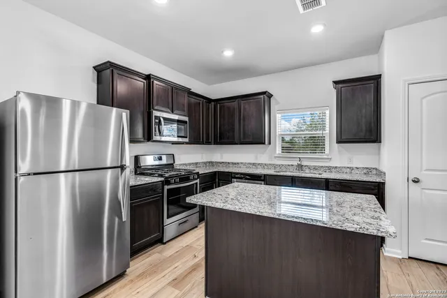 $2,155 | 10825 Quinn Court, San Antonio, TX 78252