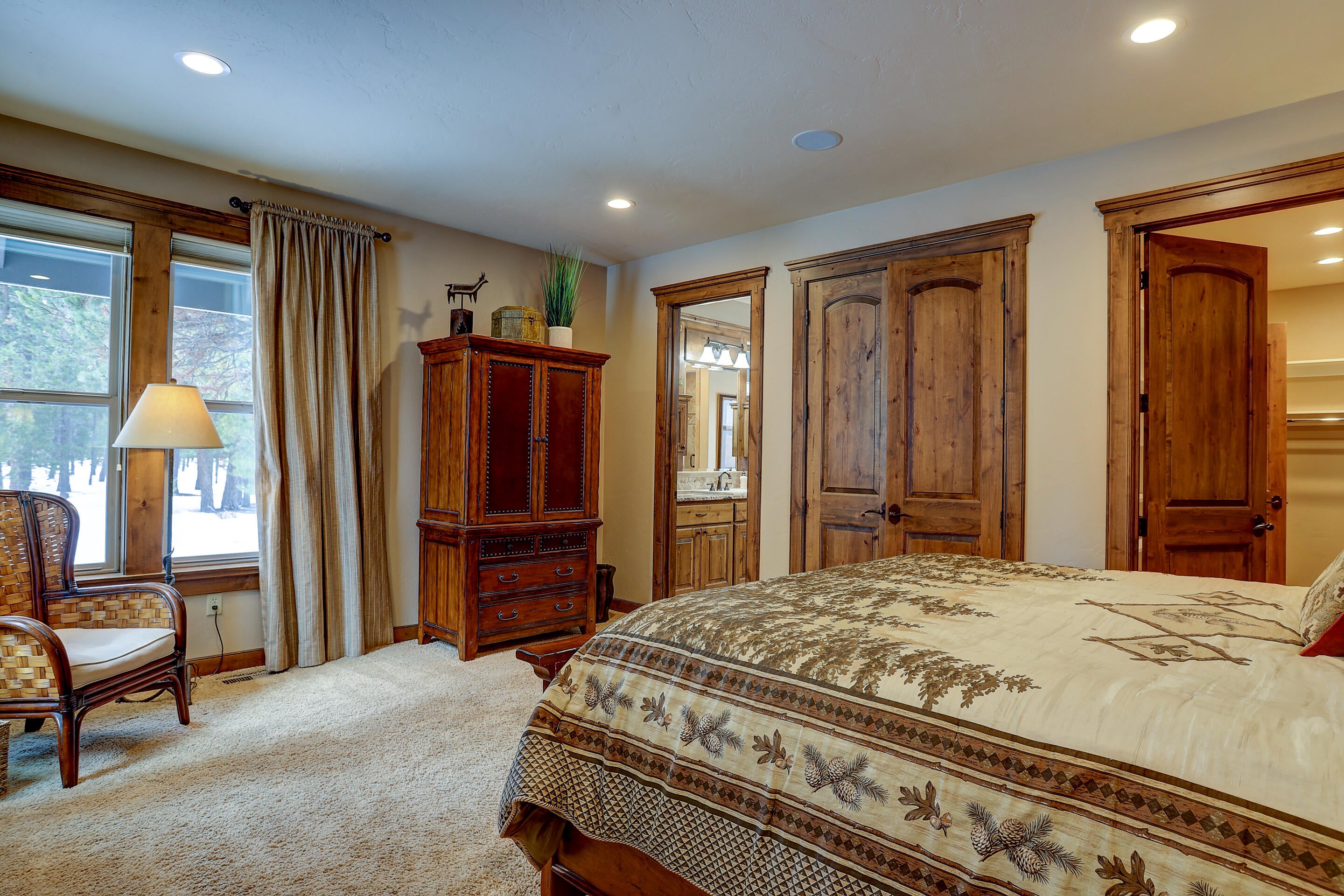 56457 Sunstone Loop Bend, OR 97707 - Photo 16 of 38 56457 Sunstone Loop-26