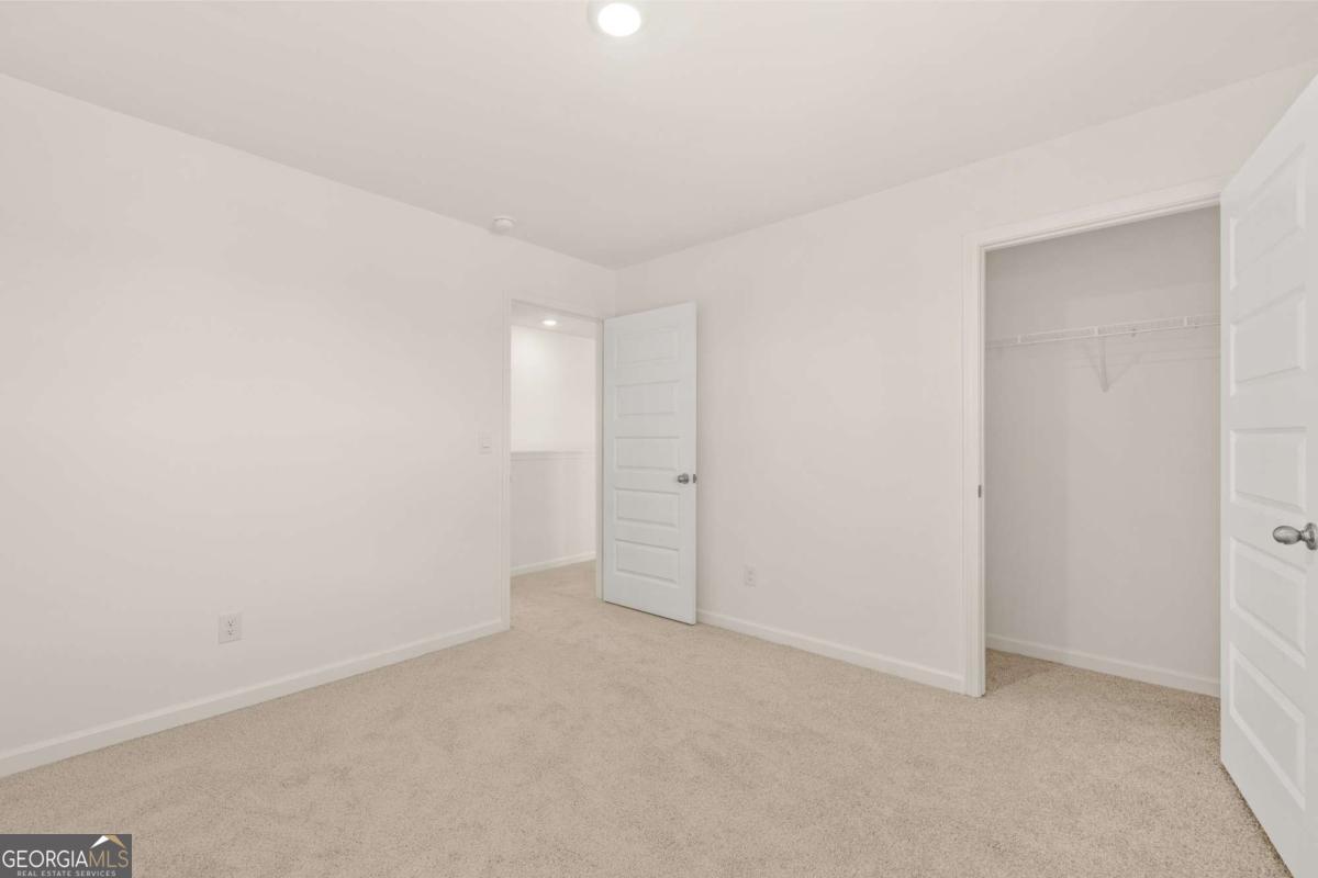 209 Cattle Drive Perry, GA 31069 - Photo 35 of 47 a view of an empty room