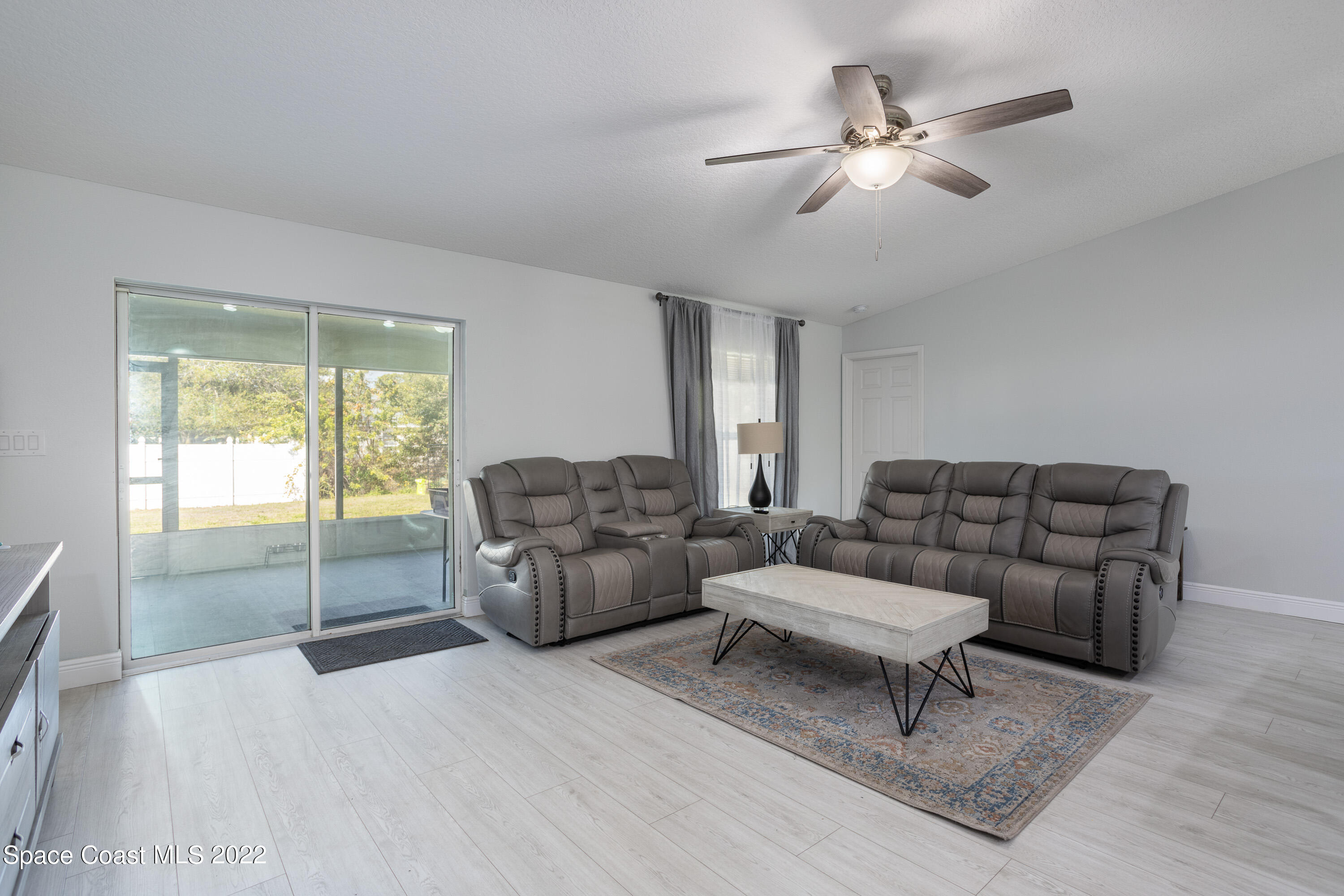 535 Australian Road Northwest Palm Bay, FL 32907 - Photo 13 of 26 living