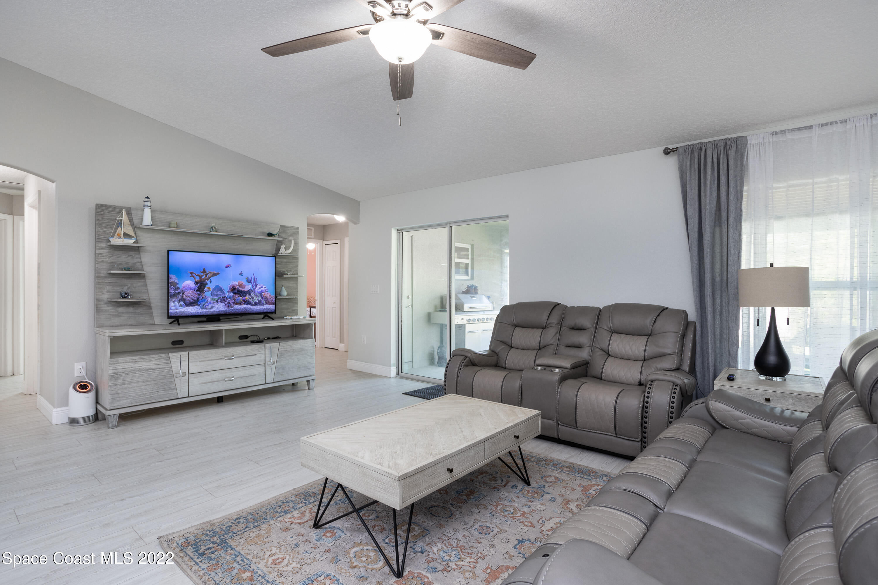535 Australian Road Northwest Palm Bay, FL 32907 - Photo 14 of 26 living