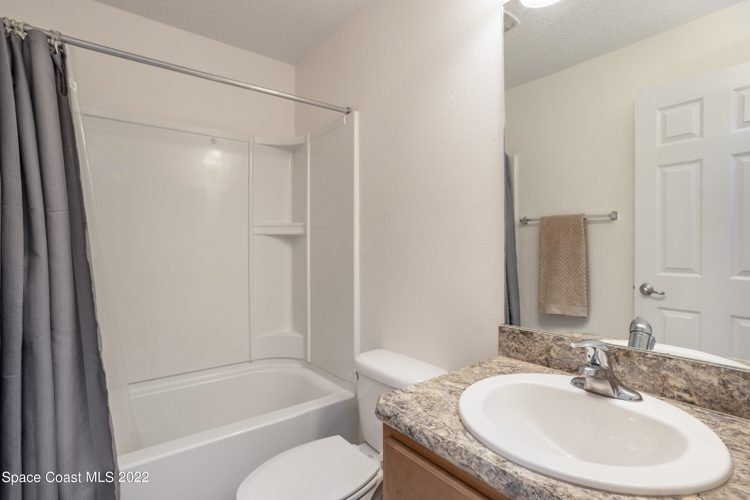 535 Australian Road Northwest Palm Bay, FL 32907 - Photo 20 of 26 2nd Bathroom