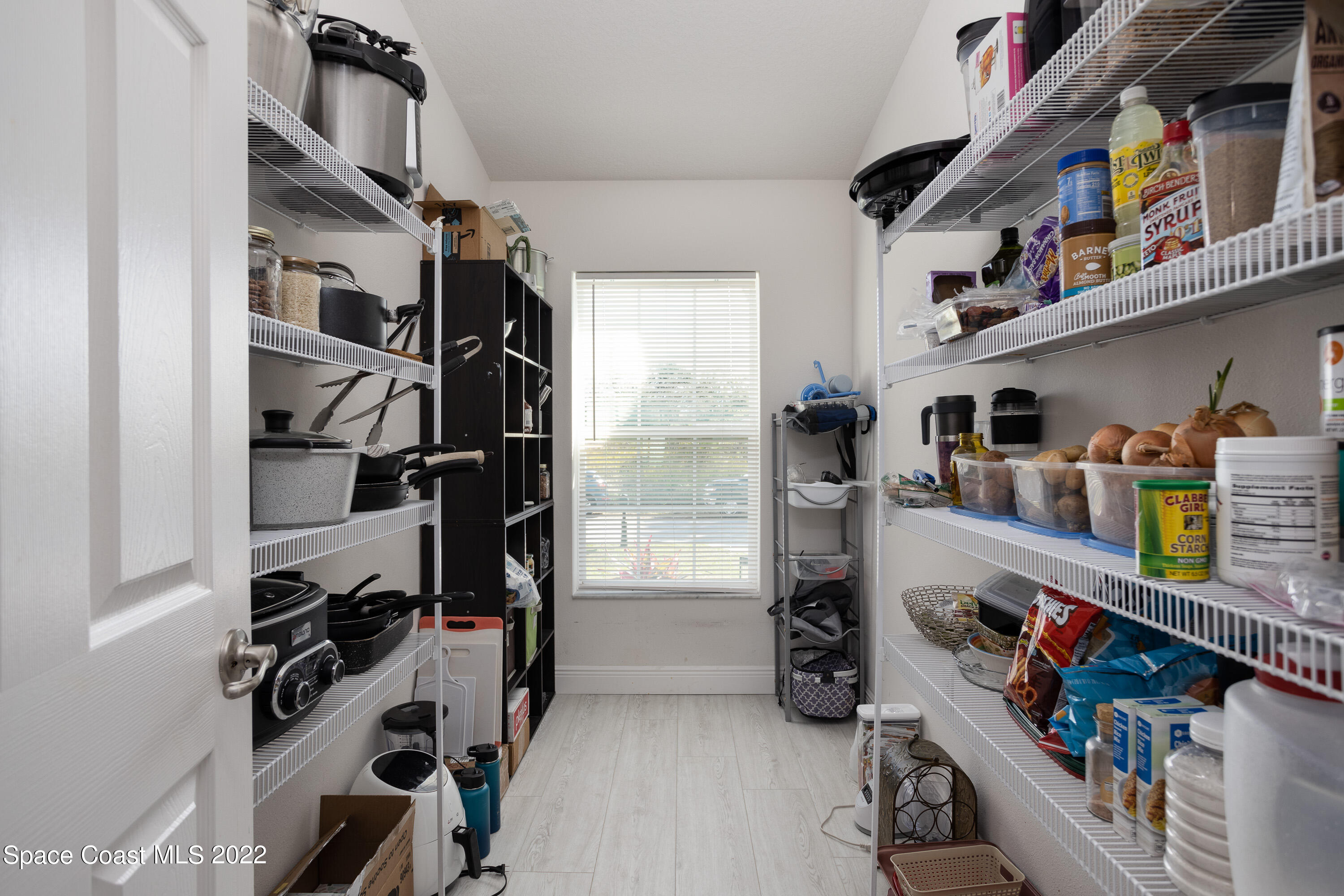535 Australian Road Northwest Palm Bay, FL 32907 - Photo 9 of 26 Pantry