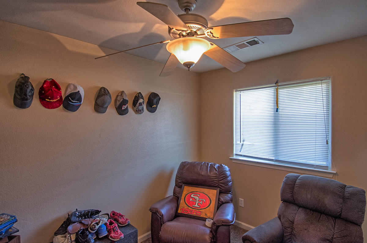 170 Gilmore Road Red Bluff, CA 96080 - Photo 17 of 33 a living room with a window