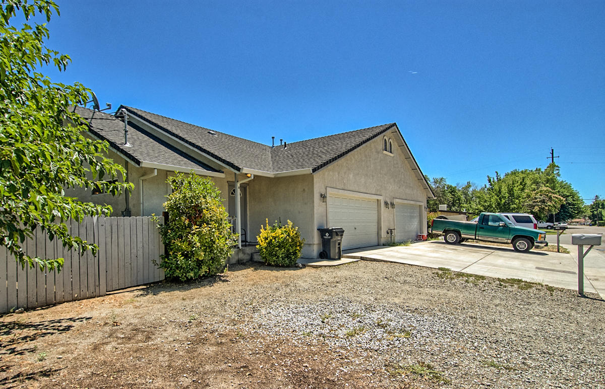 170 Gilmore Road Red Bluff, CA 96080 - Photo 2 of 33 a house with outdoor space