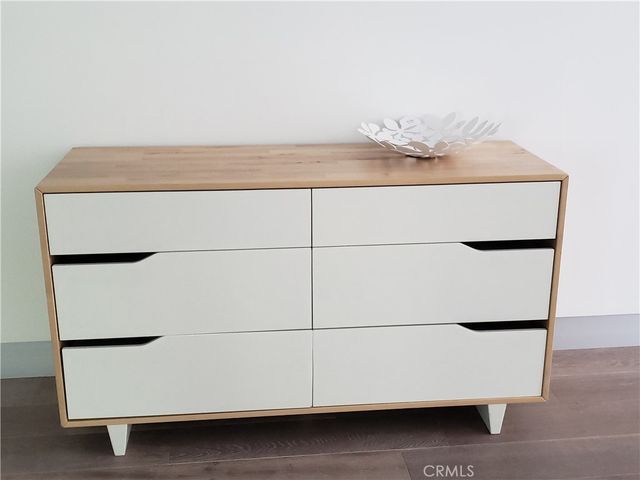 $19,500 | 4435 Camellia Avenue, North Hollywood, CA 91602