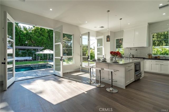 $19,500 | 4435 Camellia Avenue, North Hollywood, CA 91602