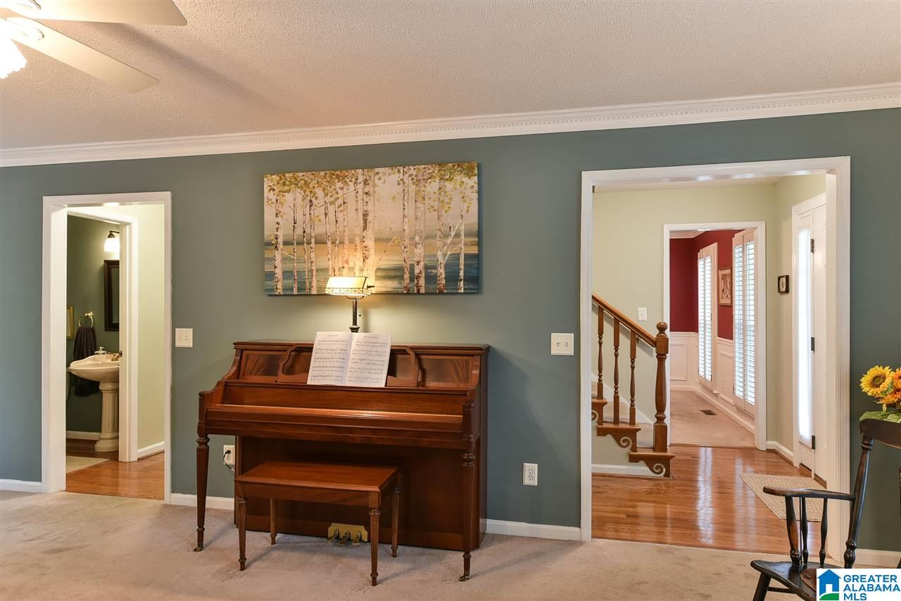 923 Falling Star Lane Alabaster, AL 35007 - Photo 5 of 39