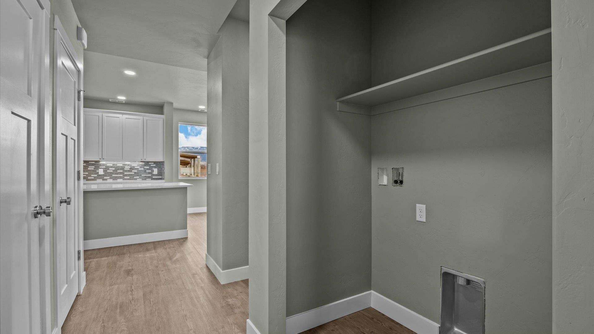 579 Fledgefield Drive Grand Junction, CO 81504 - Photo 20 of 30 a bathroom with a shower and a sink