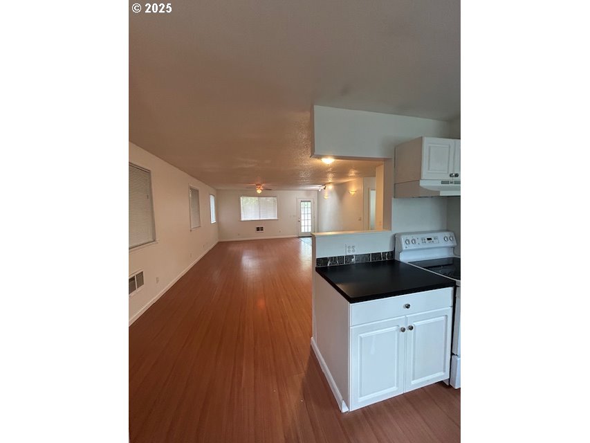 625 West M Street Springfield, OR 97477 - Photo 12 of 16