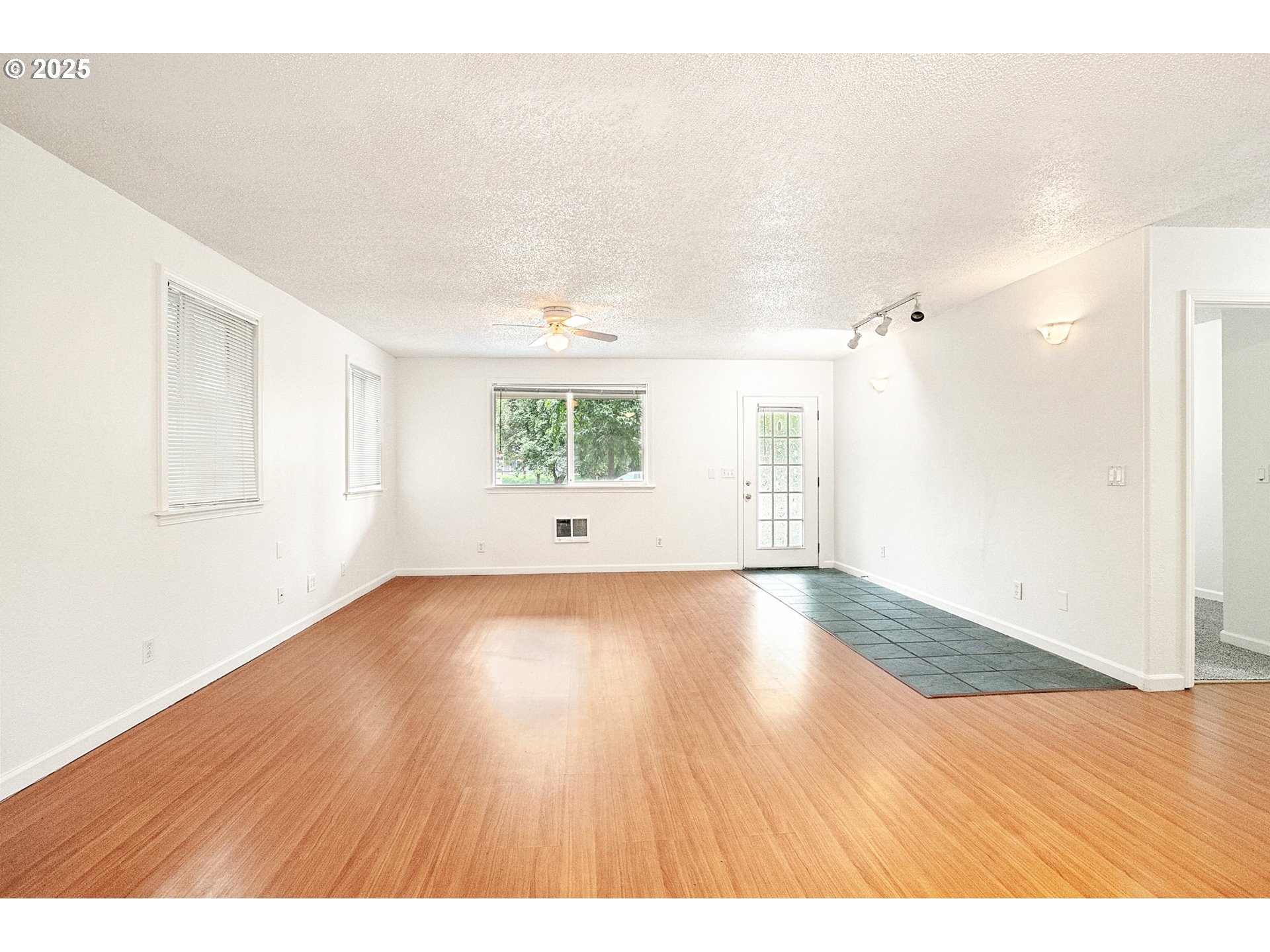 625 West M Street Springfield, OR 97477 - Photo 6 of 16
