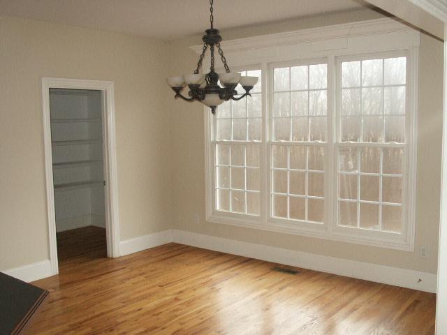 2031 Blue Ribbon Downs Lebanon, TN 37087 - Photo 5 of 20 EATING AREA