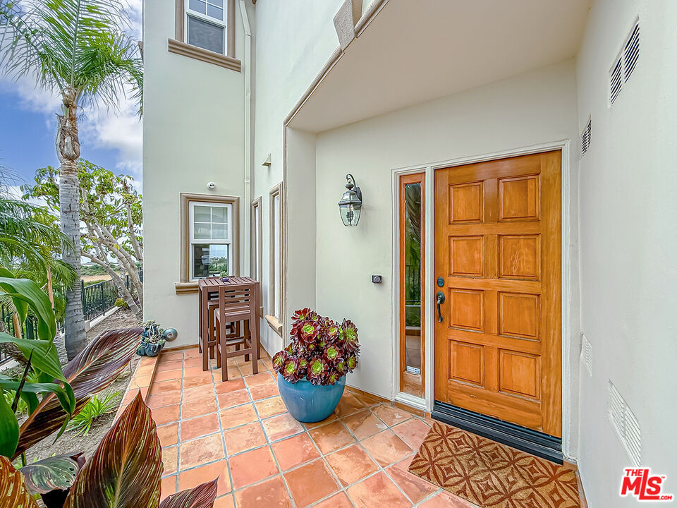 6416 Lunita Road, Unit 108 Malibu, CA 90265 - Photo 4 of 38