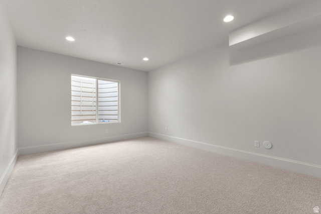 11718 South Halls Crk Road Draper, UT 84020 - Photo 25 of 28 Unfurnished room with carpet floors and recessed lighting