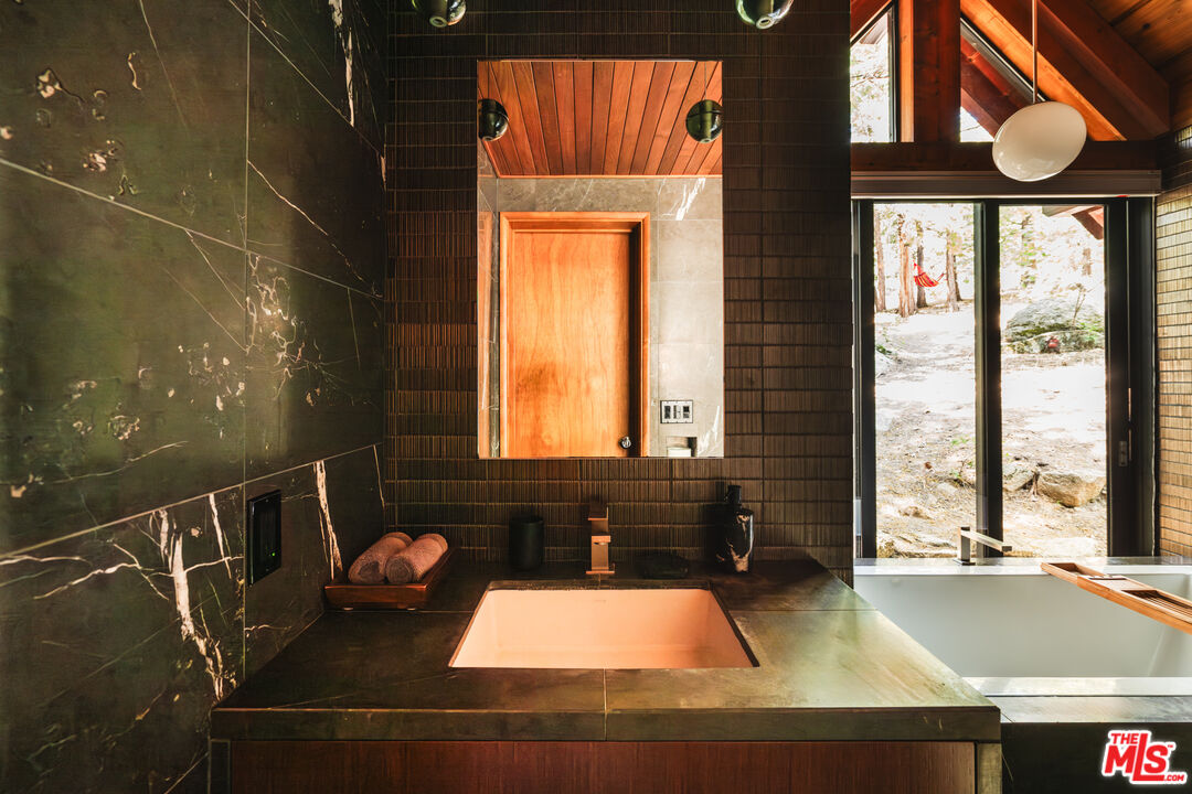 26955 Meadow Glen Drive Idyllwild, CA 92549 - Photo 31 of 57