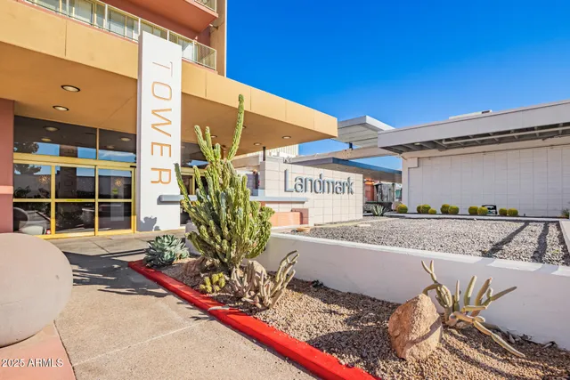 a house view with a outdoor space