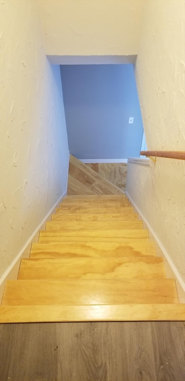 270 Sunderland Road, Unit 37 Worcester, MA 01604 - Photo 11 of 17 a view of small space