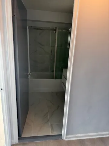 $2,095 | 6118 North Sheridan Road, Unit 407, Chicago, IL 60660