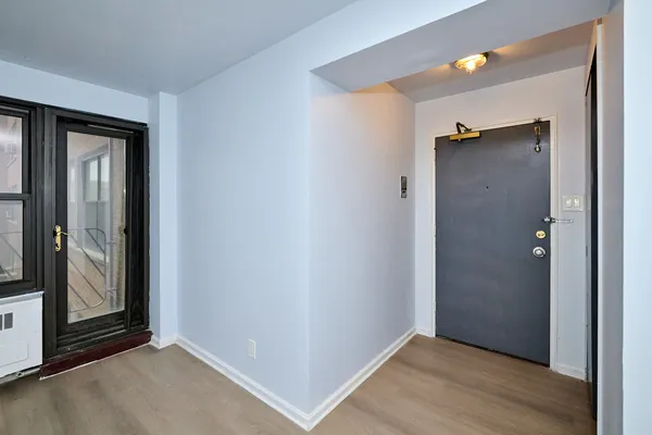 $2,295 | 6118 North Sheridan Road, Unit 407, Chicago, IL 60660