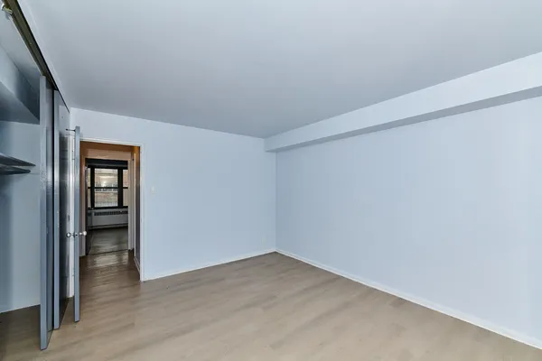 $2,295 | 6118 North Sheridan Road, Unit 407, Chicago, IL 60660