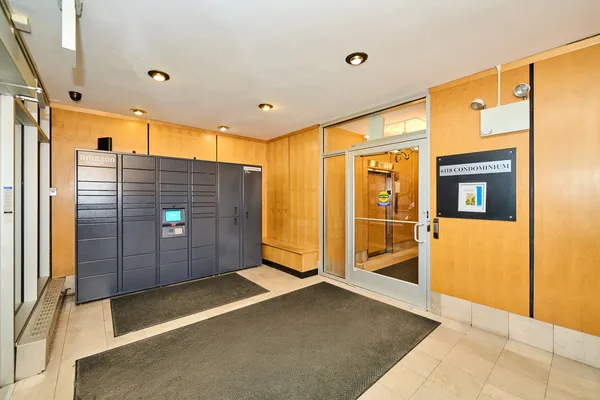 $2,295 | 6118 North Sheridan Road, Unit 407, Chicago, IL 60660