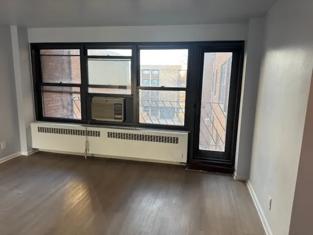 $2,095 | 6118 North Sheridan Road, Unit 407, Chicago, IL 60660
