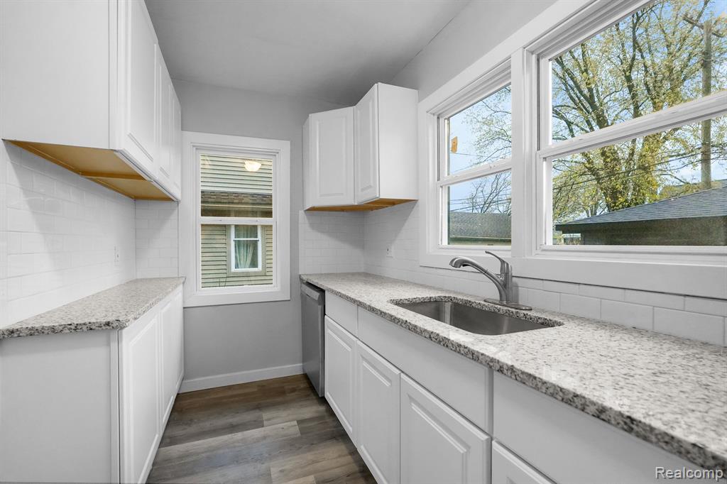 17690 Martin Road Roseville, MI 48066 - Photo 15 of 21 Gallery Image 15