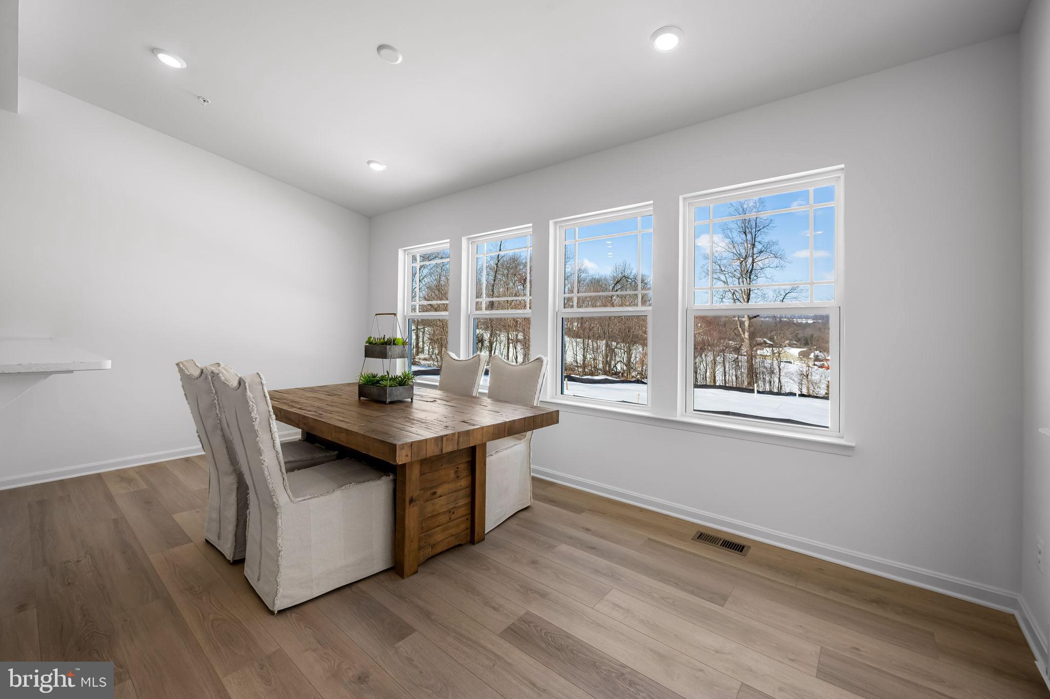 3756 Davis Corner Road Street, MD 21154 - Photo 24 of 50 Optinal Sunroom in the Kitchen area.