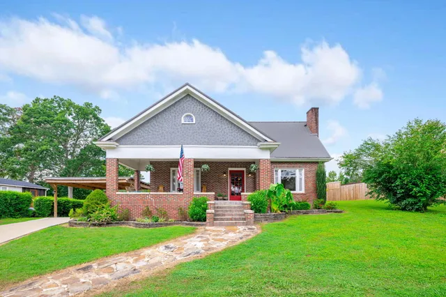 $699,000 | 3801 Oweda Terrace, Chattanooga, TN 37415
