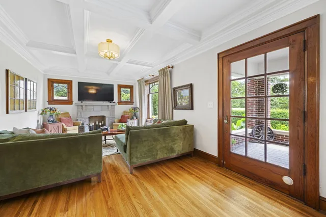 $699,000 | 3801 Oweda Terrace, Chattanooga, TN 37415