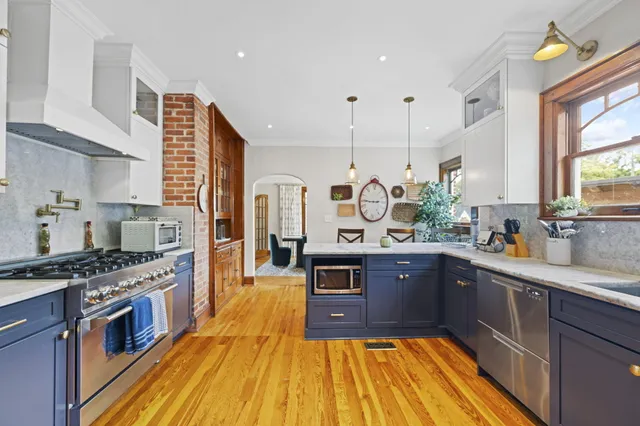 $699,000 | 3801 Oweda Terrace, Chattanooga, TN 37415