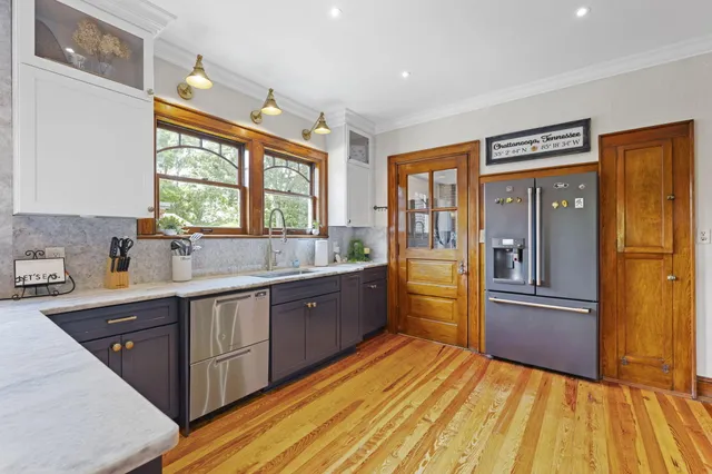 $699,000 | 3801 Oweda Terrace, Chattanooga, TN 37415